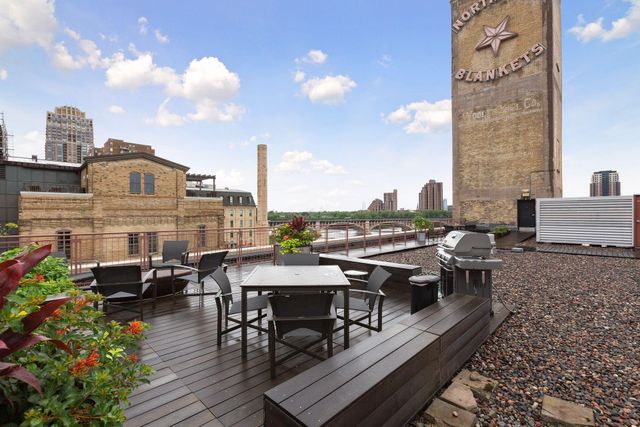 117 Portland Avenue 402, Minneapolis, MN 55401