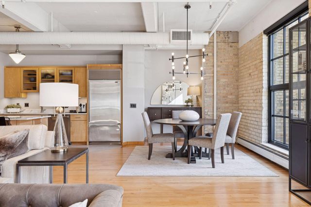 117 Portland Avenue 402, Minneapolis, MN 55401