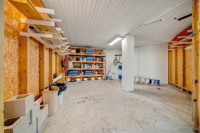 11938 W Blue Bayou Court, Crystal River, FL 34429