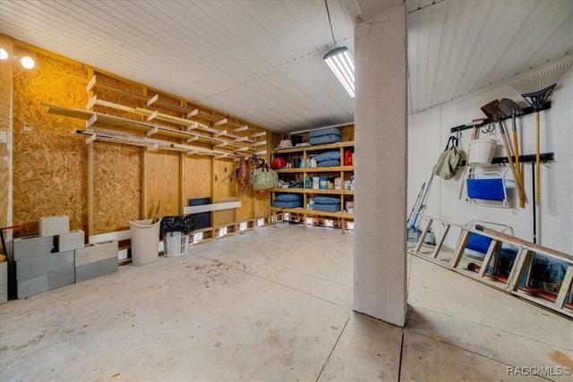 11938 W Blue Bayou Court, Crystal River, FL 34429