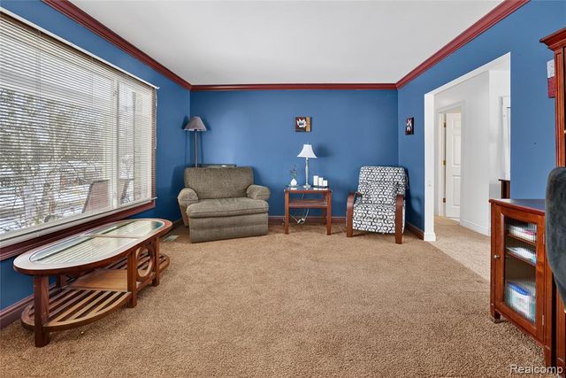 735 Huntington Road, Grand Blanc, MI 48439