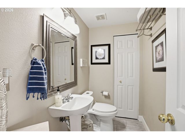 15110 Sw 83RD Ave, Portland, OR 97224