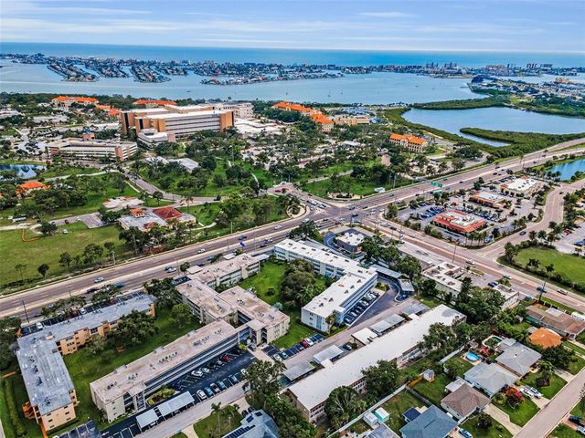 9945 47TH AVENUE N 210, St Petersburg, FL 33708