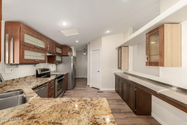 38417 N 16TH Street, Phoenix, AZ 85086