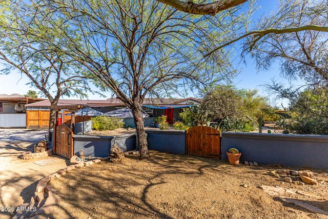 38417 N 16TH Street, Phoenix, AZ 85086