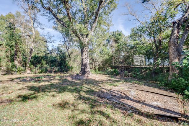 3000 Brookwood Avenue, Gulfport, MS 39501