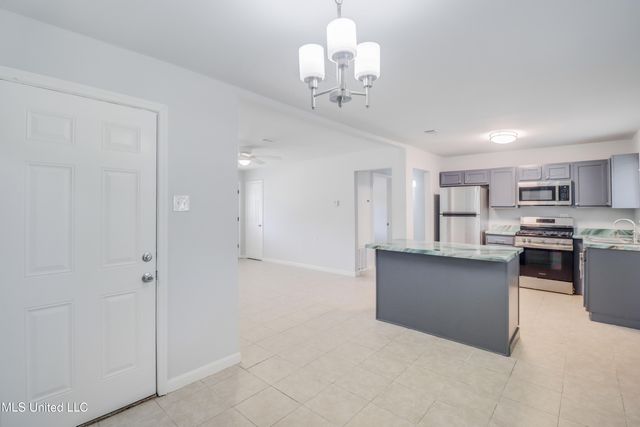 3000 Brookwood Avenue, Gulfport, MS 39501