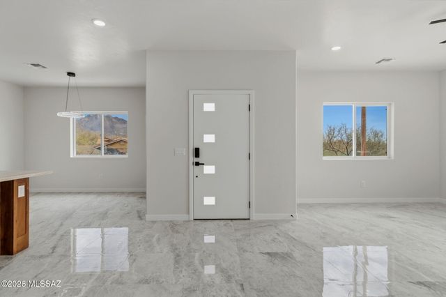 67 Circulo Cortez, Rio Rico, AZ 85648