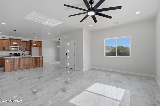 67 Circulo Cortez, Rio Rico, AZ 85648