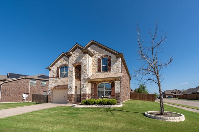 200 Baldwin Drive, Fate, TX 75189