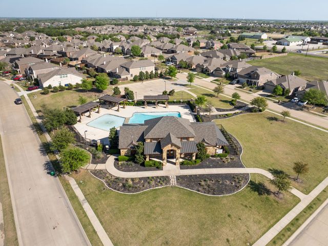 200 Baldwin Drive, Fate, TX 75189