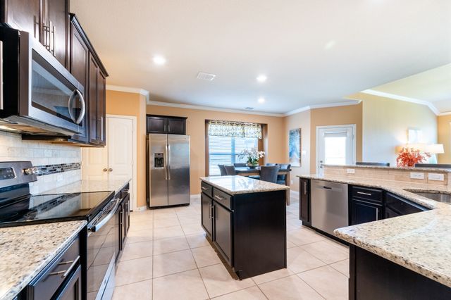 200 Baldwin Drive, Fate, TX 75189