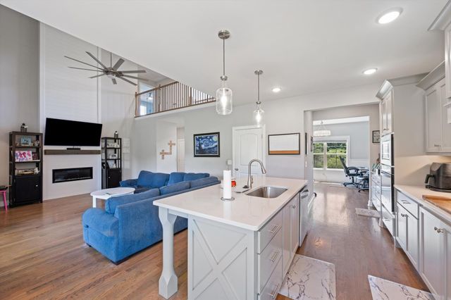 977 McBrides Branch Rd, Beechgrove, TN 37018