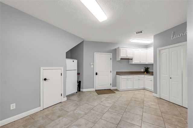 1910 Fox Trot Circle, Richmond, TX 77406