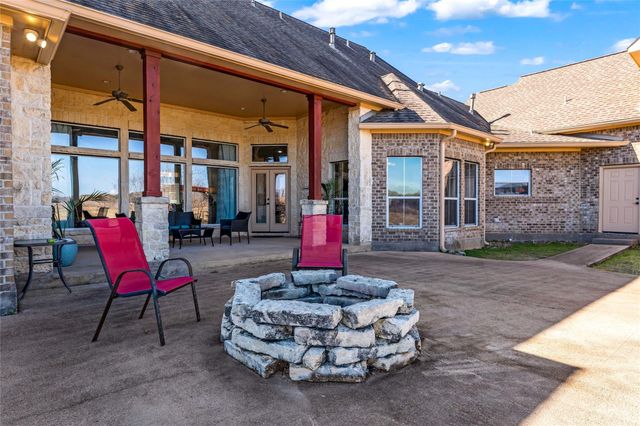 1910 Fox Trot Circle, Richmond, TX 77406