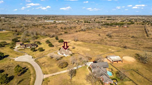 1910 Fox Trot Circle, Richmond, TX 77406