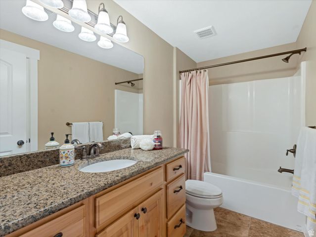 7817 N BLUE SPRUCE RD, Eagle Mountain, UT 84005