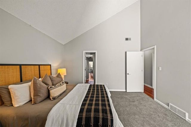 12212 W 79th Terrace, Lenexa, KS 66215