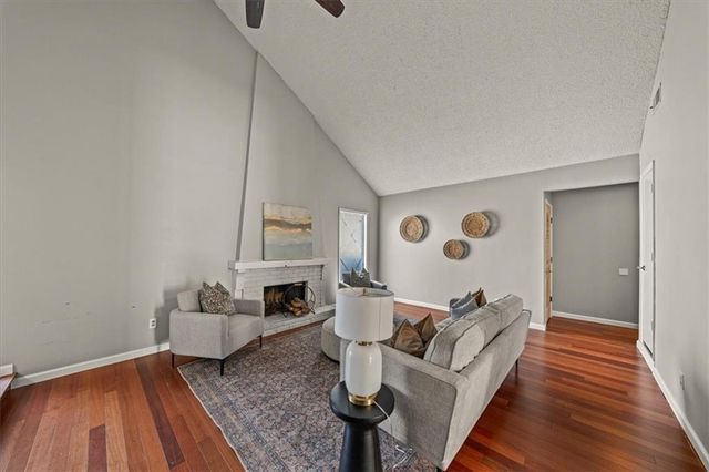 12212 W 79th Terrace, Lenexa, KS 66215