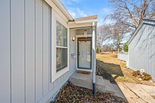 12212 W 79th Terrace, Lenexa, KS 66215