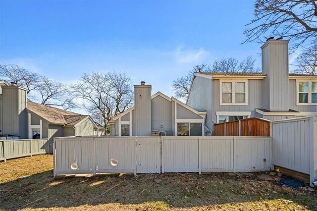 12212 W 79th Terrace, Lenexa, KS 66215