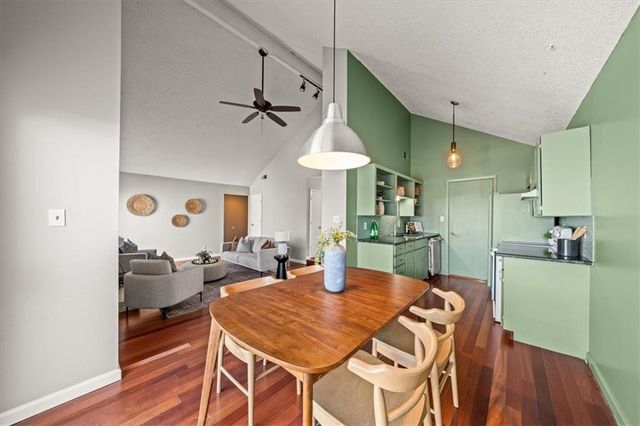 12212 W 79th Terrace, Lenexa, KS 66215