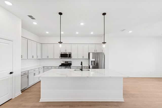 123 Blue River Trail, Rosenberg, TX 77471