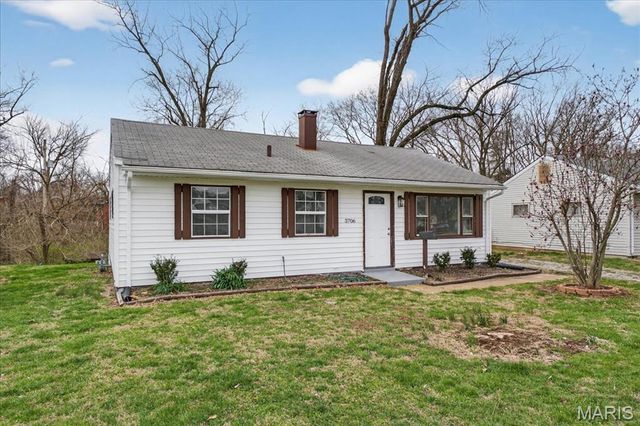 3706 Little Flower Lane, Belleville, IL 62226