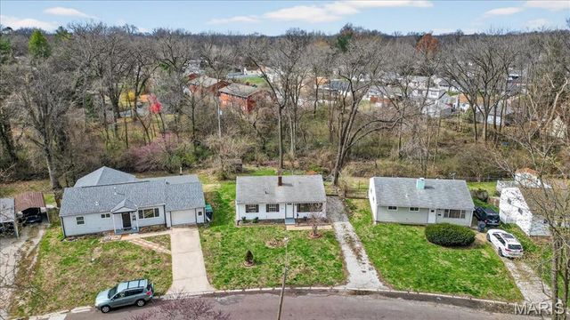 3706 Little Flower Lane, Belleville, IL 62226