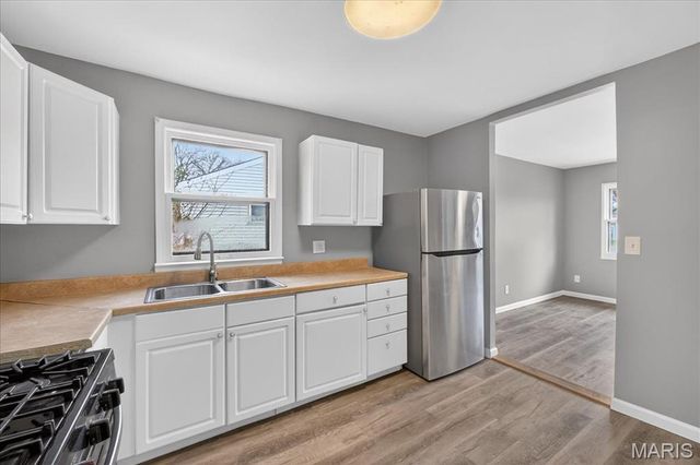 3706 Little Flower Lane, Belleville, IL 62226