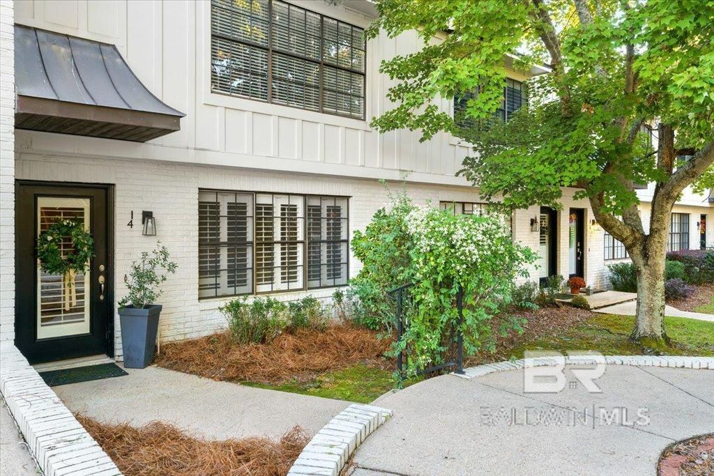 314 Gayfer Court 14, Fairhope, AL 36532
