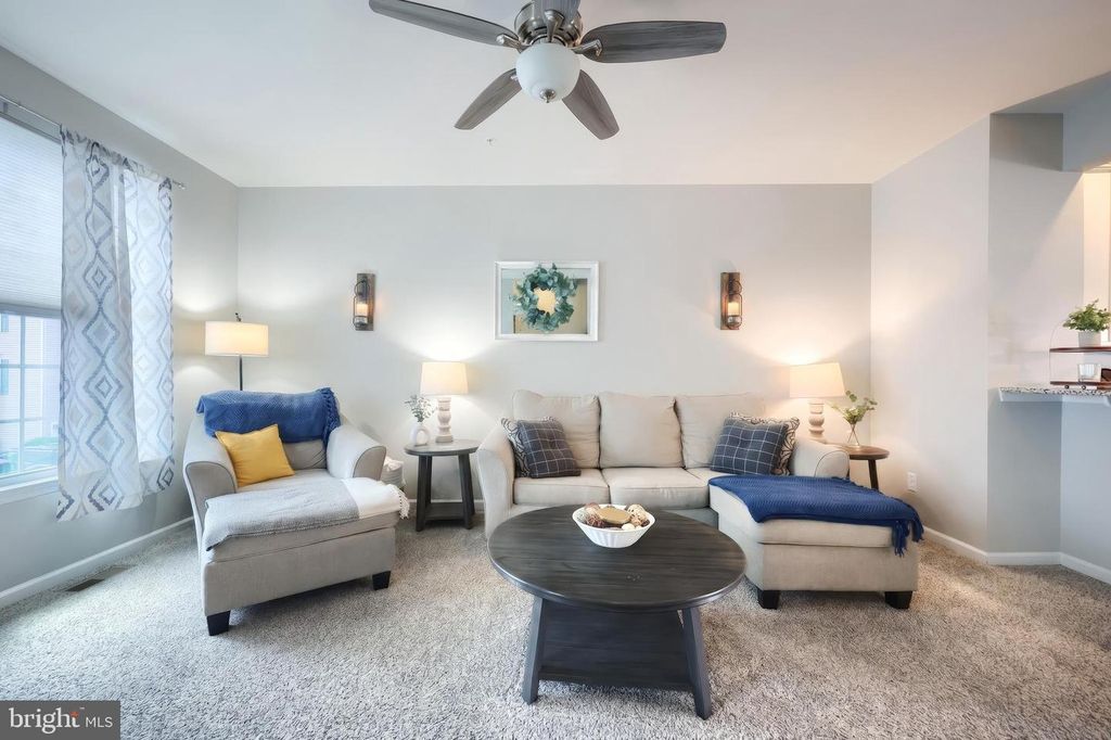 Image 18 of property listing at 1247 RANNOCH LN, York, PA 17403
