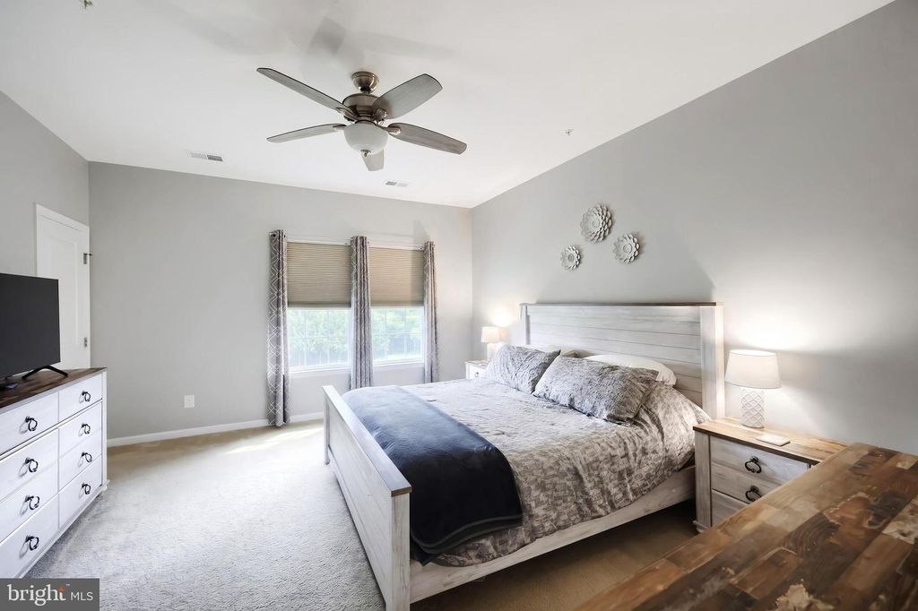 Image 28 of property listing at 1247 RANNOCH LN, York, PA 17403