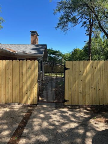 715 Belmont Street, Athens, TX 75751