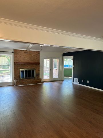 715 Belmont Street, Athens, TX 75751