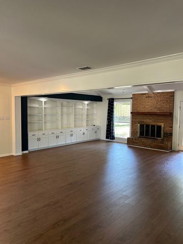715 Belmont Street, Athens, TX 75751