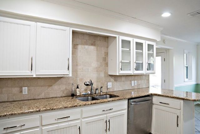 715 Belmont Street, Athens, TX 75751
