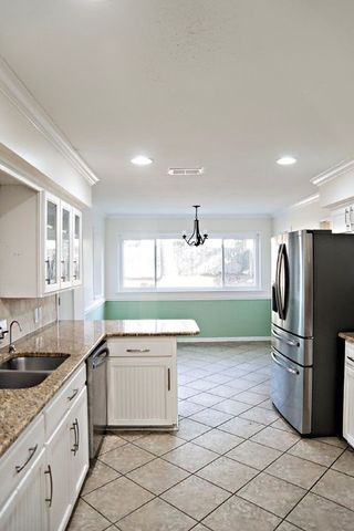 715 Belmont Street, Athens, TX 75751