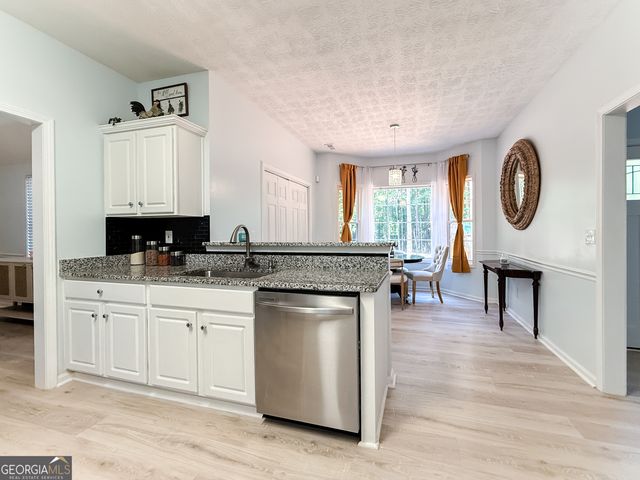 105 Avalon Drive, Mcdonough, GA 30252