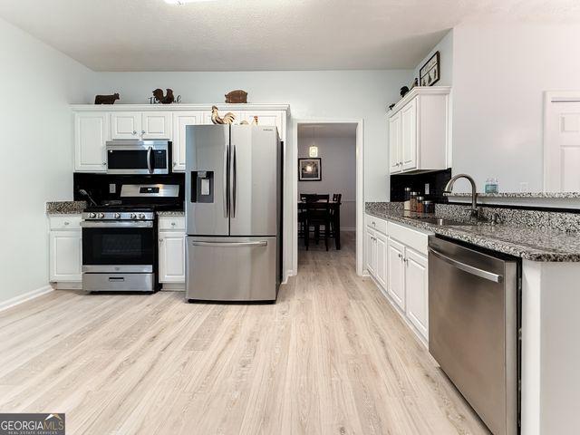105 Avalon Drive, Mcdonough, GA 30252