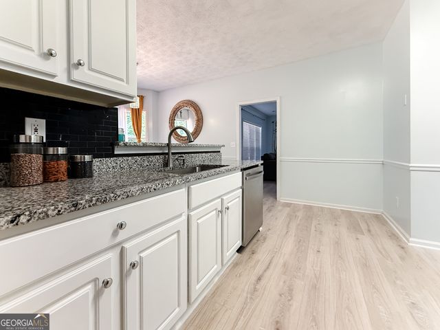 105 Avalon Drive, Mcdonough, GA 30252