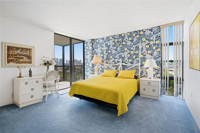 20100 W Country Club Dr 1206, Aventura, FL 33180