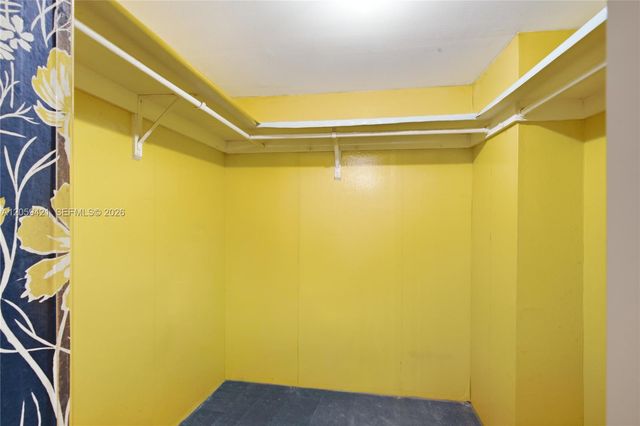 20100 W Country Club Dr 1206, Aventura, FL 33180