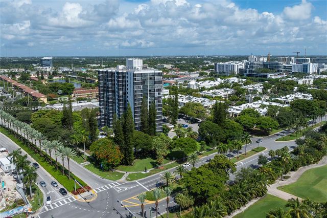 20100 W Country Club Dr 1206, Aventura, FL 33180