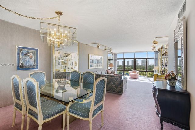 20100 W Country Club Dr 1206, Aventura, FL 33180
