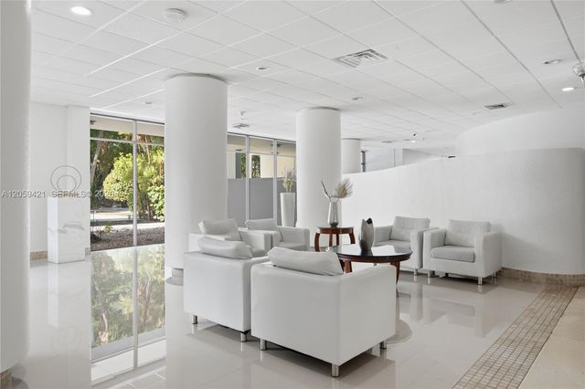 20100 W Country Club Dr 1206, Aventura, FL 33180