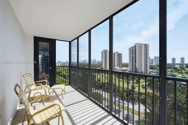 20100 W Country Club Dr 1206, Aventura, FL 33180