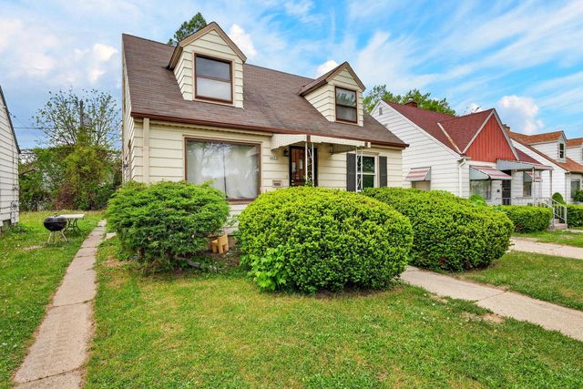 4455 N Teutonia AVENUE, Milwaukee, WI 53209