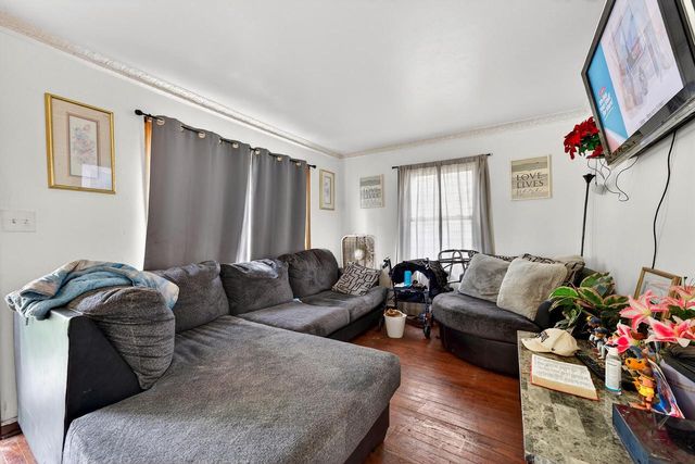 4455 N Teutonia AVENUE, Milwaukee, WI 53209