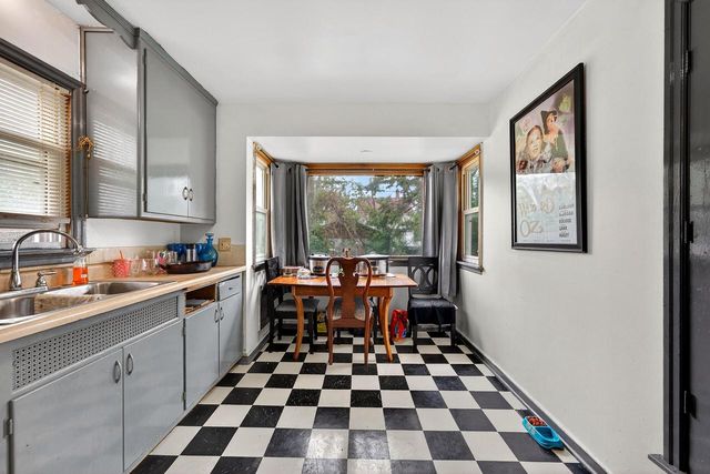 4455 N Teutonia AVENUE, Milwaukee, WI 53209